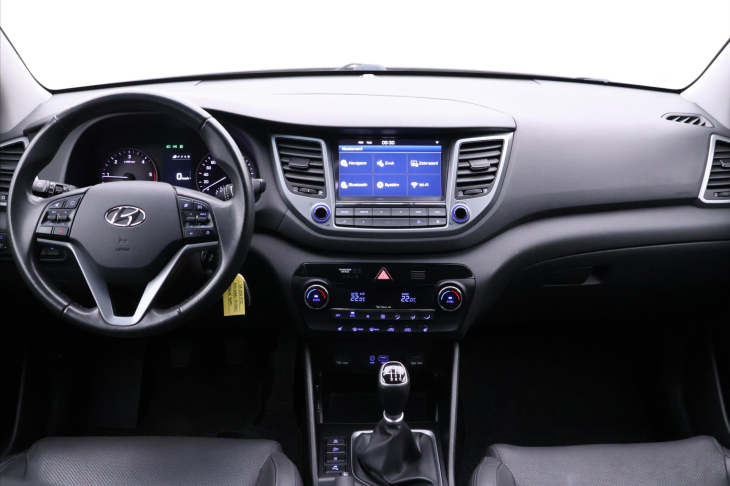 Hyundai Tucson 1,7 CRDI Xpossible Navi 1.Maj