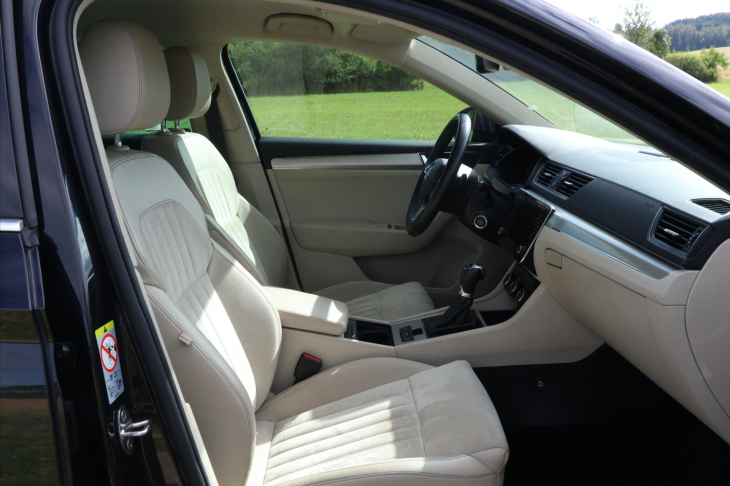 Škoda Superb 2,0 TDI 140kW DSG 4x4 Style CZ