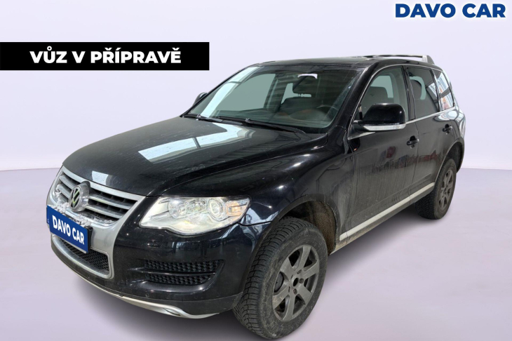 Volkswagen Touareg 3,0 TDi 176kW CZ 4M Serv.kniha