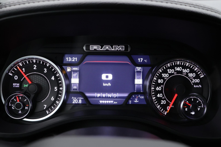 Dodge RAM 5,7 291kW 4x4 Crew Cab CZ DPH