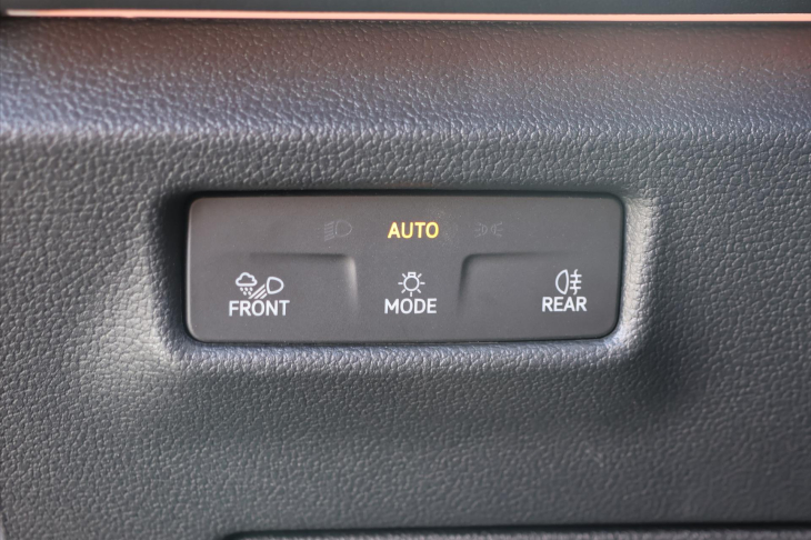 Volkswagen Tiguan 1,5 eTSI 110kW mHEV DSG CZ DPH