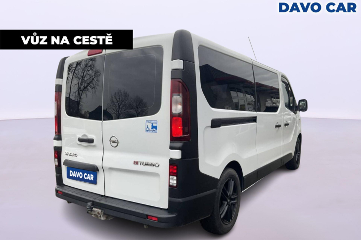 Opel Vivaro 1,6 CDTI 107 kW Long 9 míst tažné