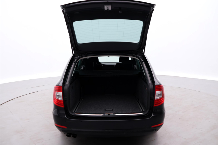 Škoda Superb 2,0 TDI 125kW DSG Navi Xenon