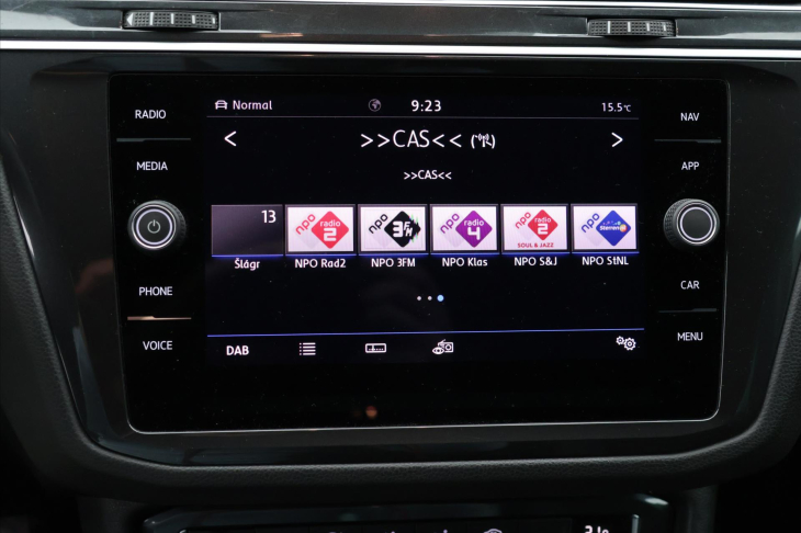 Volkswagen Tiguan 1,5 TSI R-line virtual DPH LED