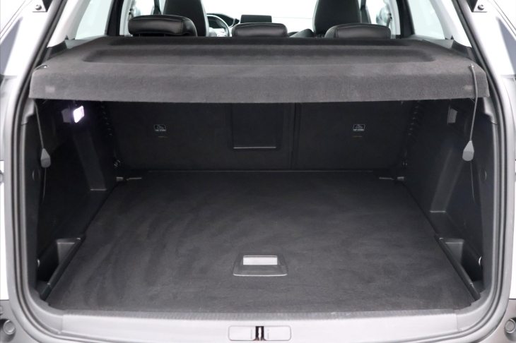Peugeot 3008 2.0 BlueHDI 110 kW Allure CZ