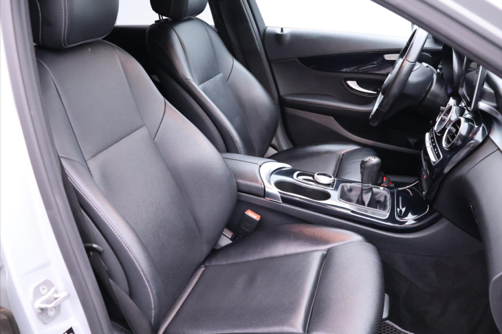 Mercedes-Benz Třídy C 1,6 85kW Kůže LED 180d