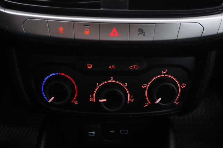 Fiat Tipo 1,4 70kW CZ Klima Lounge