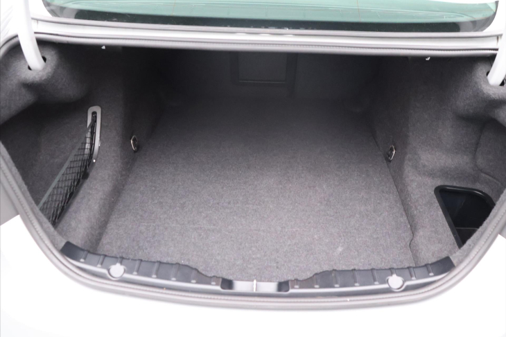 BMW Řada 5 2.0 520d 135kW Aut. Xenon Navi CZ