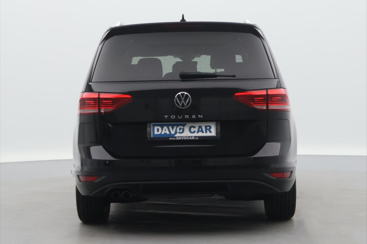 Volkswagen Touran 2,0 TDI DSG Highline 7Míst DPH