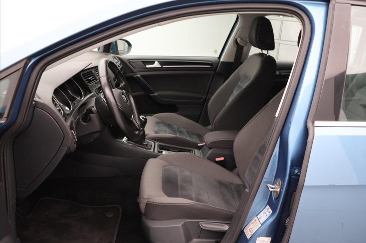 Volkswagen Golf Variant 1,6 TDI 77kW Comfortline CZ