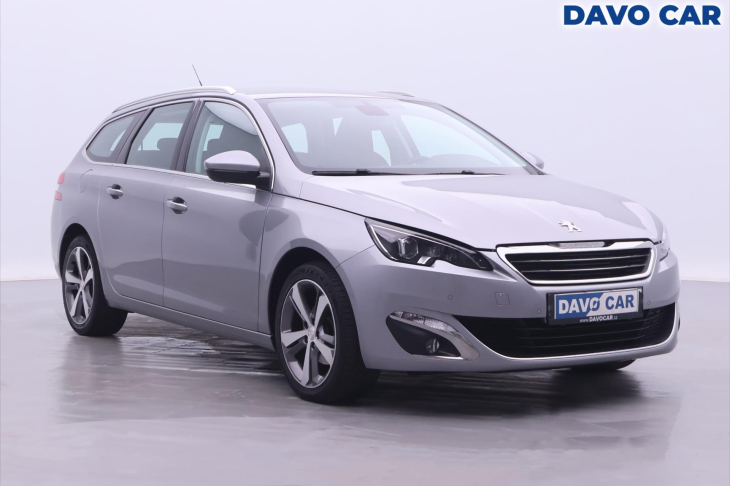 Peugeot 308 1,2 PT 96kW Allure LED Navi