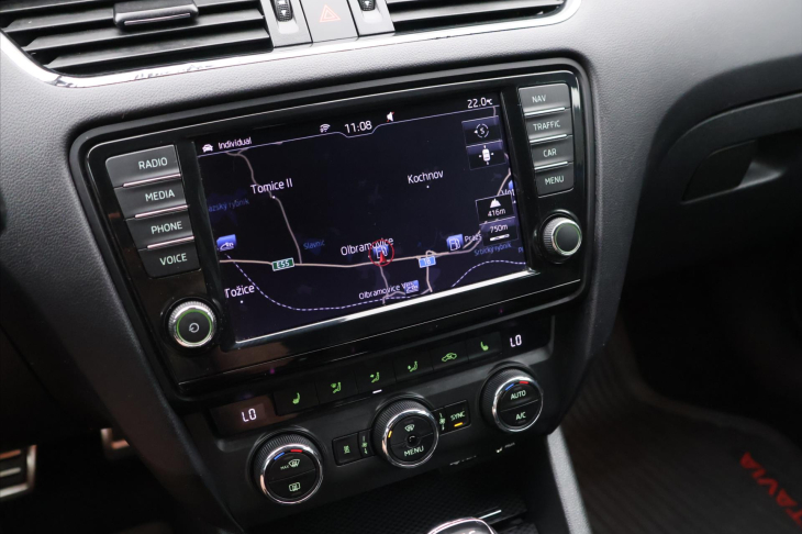 Škoda Octavia 2,0 TDI 135kW DSG RS Webasto