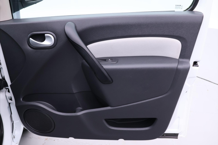 Renault Kangoo 1,5 DCI 80kW Aut.klima Navi CZ