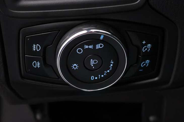 Ford Focus 1,0 EcoBoost 74kW Klima CZ