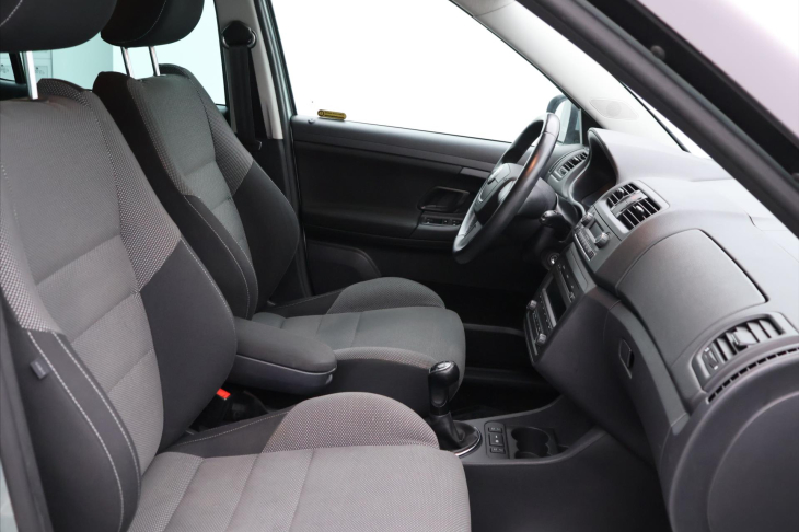 Škoda Fabia 1.2 i 51kW Elegance Sport CZ