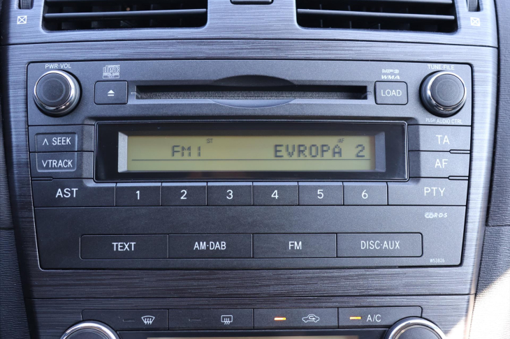 Toyota Avensis 2,2 D-4D 110kW Xenon Kessy