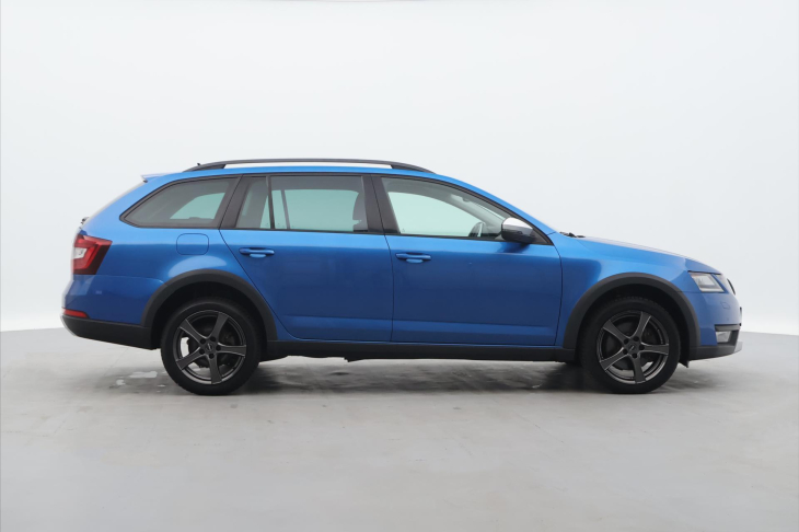 Škoda Octavia 2,0 TDI 135kW DSG 4x4 Scout