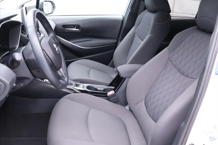 Toyota Corolla 1,5 VTi Aut. DPH CZ Comfort