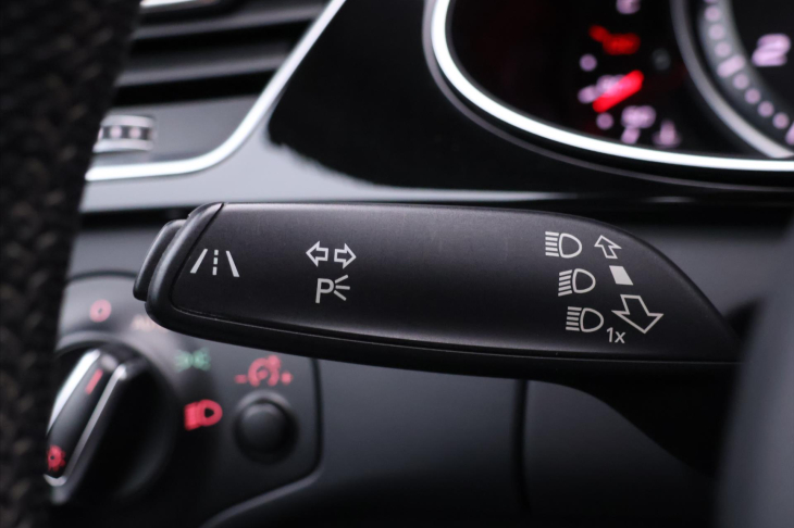 Audi RS 4 4.2 FSI V8 331kW 1.Maj Serviska