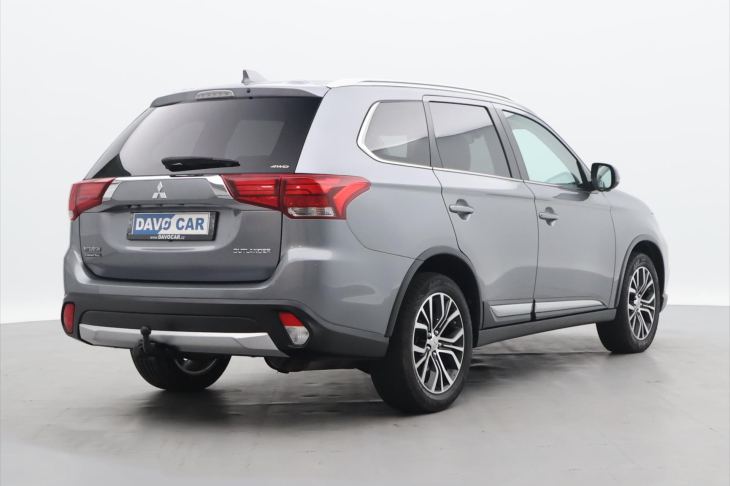Mitsubishi Outlander 2,0 MIVEC 110kW Intense 4WD