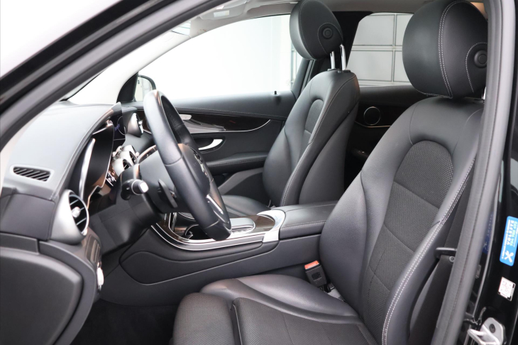 Mercedes-Benz GLC 2,0 200 4Matic DPH CZ 1.Maj.