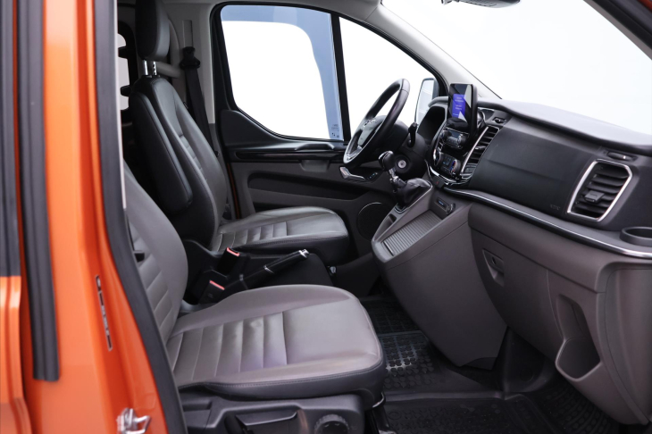 Ford Tourneo Custom 2,0 EcoBlue 136kW L2 Titanium X