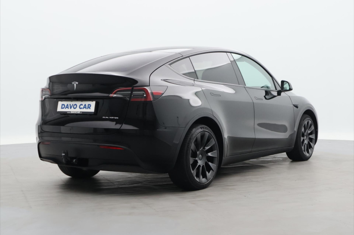 Tesla Model Y LR AWD sOH 92% 1.Maj DPH