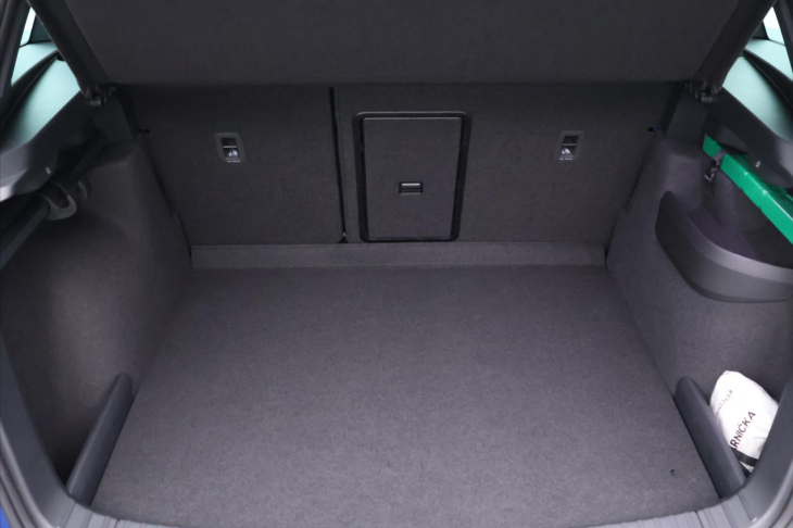Škoda Karoq 2,0 TDI 4x4 DSG Sportline DPH