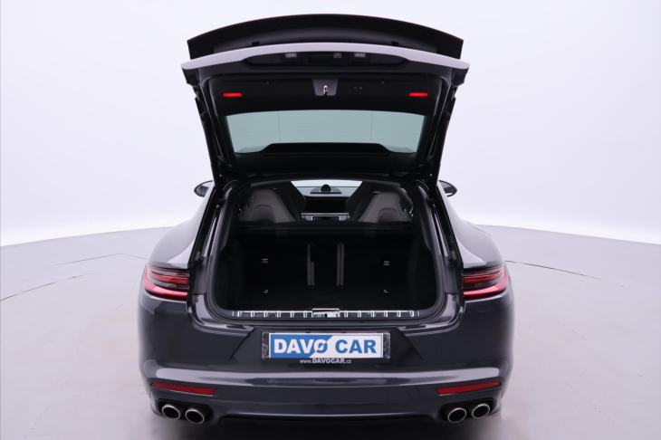 Porsche Panamera 4,0 V8 310kW Chrono Bose CZ 4S