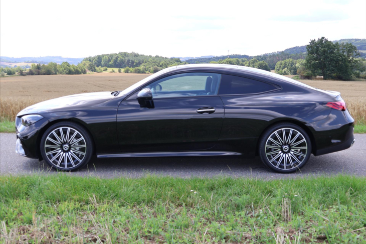 Mercedes-Benz CLE 2,0 300 4Matic AMG Premium Plus