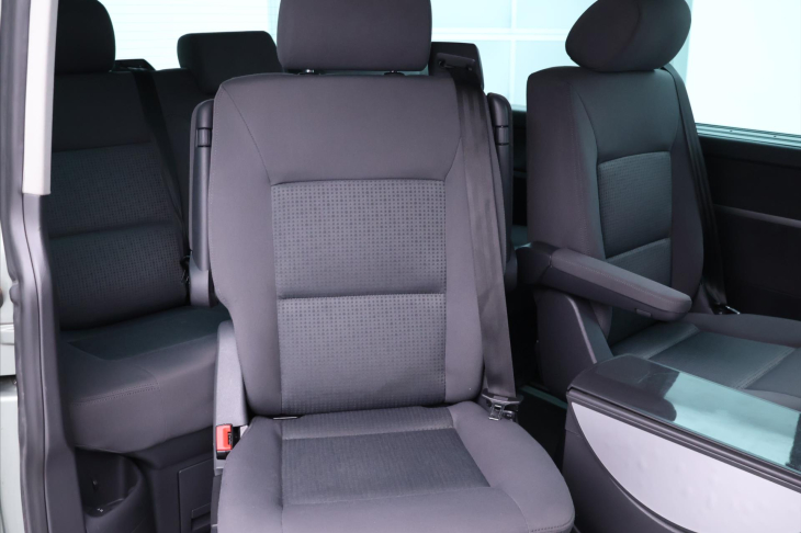 Volkswagen Multivan 2,5 TDi 96kW Comfortline Tažné