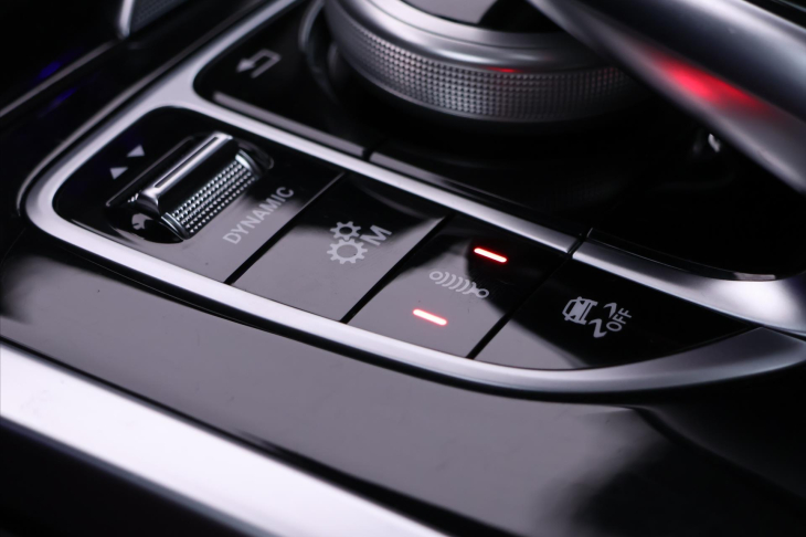 Mercedes-Benz Třídy G 4,0 63AMG 588kW 4x4^2 Brabus