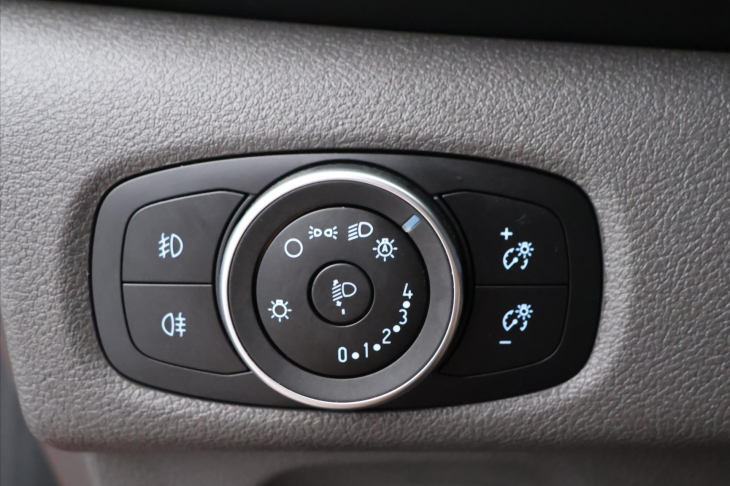 Ford Transit Custom 2,0 TDCi Pojízdná Dílna CZ DPH