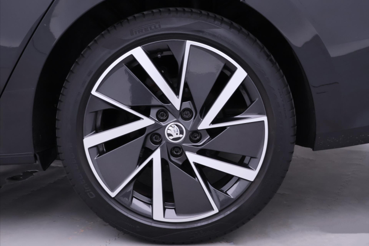 Škoda Octavia 2,0 TDI 110kW DSG Sportline DPH