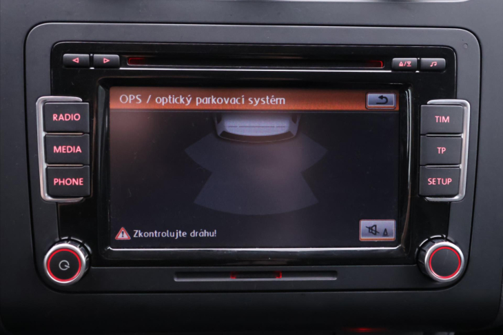 Volkswagen Touran 1,2 TSI Match 7-Míst Serv.kniha