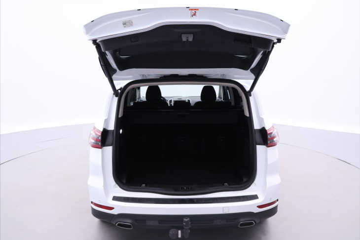 Ford S-MAX 2,0 TDCi 132kW Titanium