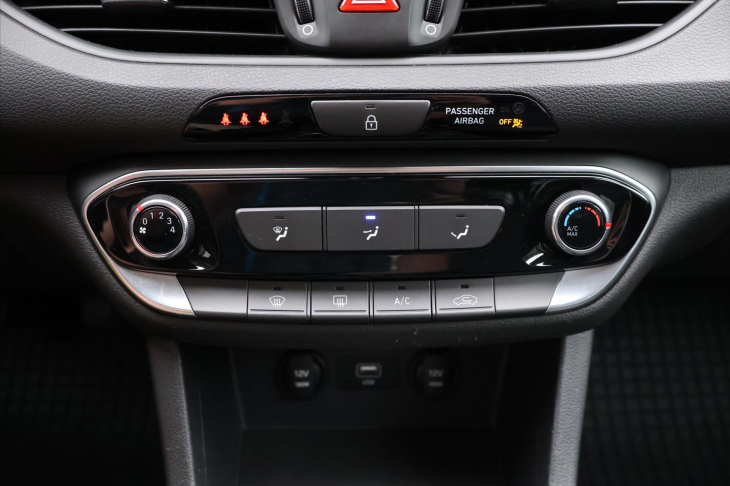 Hyundai i30 1,0 T-GDI 88kW Comfort CZ