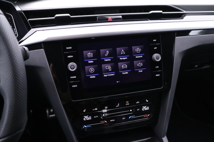 Volkswagen Arteon Shooting Brake 2,0 TSI 206 kW R-line DSG DPH CZ