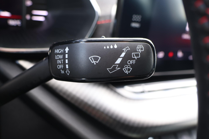 Škoda Octavia 2,0 TSI RS 180kW DSG CZ 1.Maj