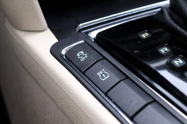 Škoda Superb 2,0 TDI 4x4 DSG Exclusive Kůže