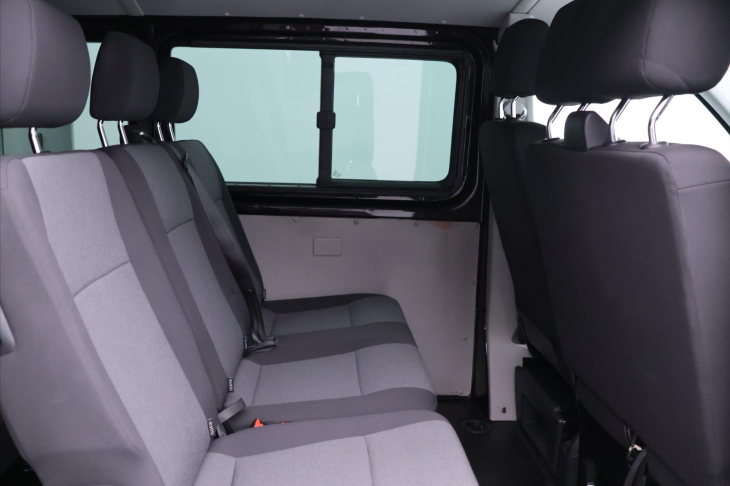 Volkswagen Transporter 2,0 TDI 75kW Klima 9-Míst Tažné
