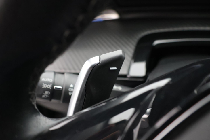 Peugeot 508 1.6 PureTech 133kW Allure CZ DPH