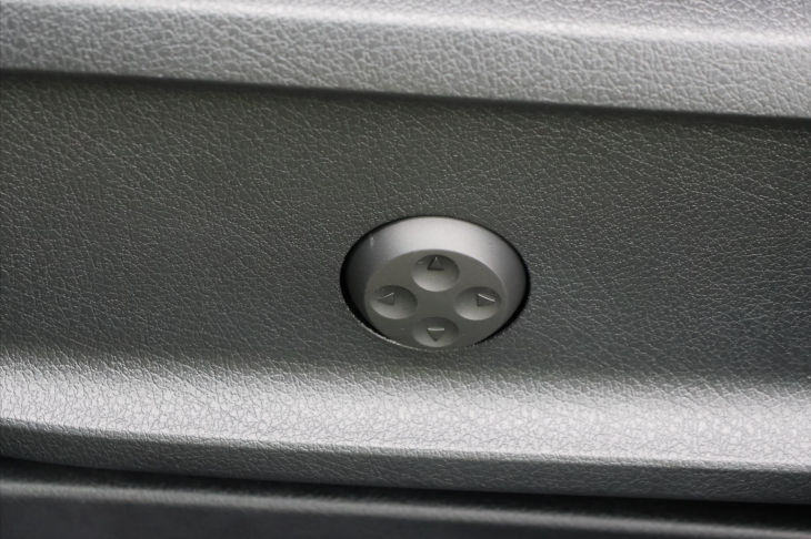 Mercedes-Benz GLB 2,0 220 4MATIC AMG Premium Plus