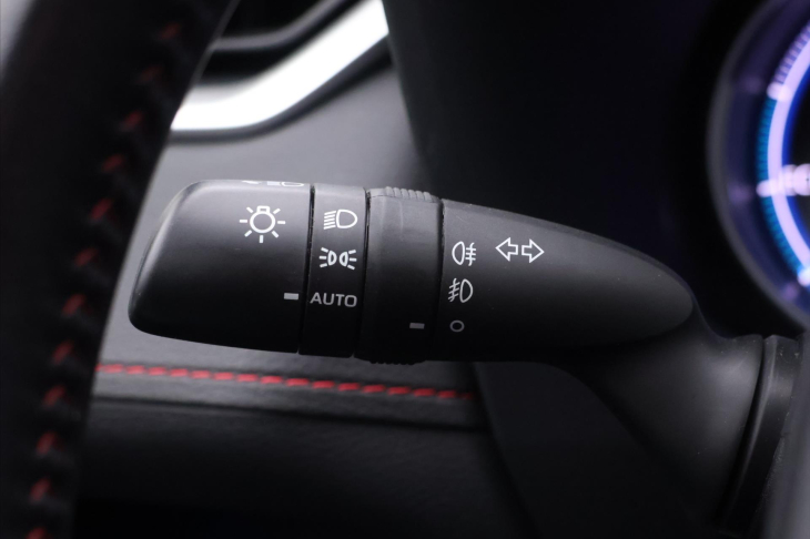 Toyota RAV4 2,5 Plug-In 136kW 4WD CZ DPH