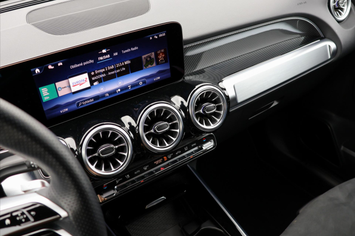 Mercedes-Benz GLB 2,0 200d 4Matic AMG Premium