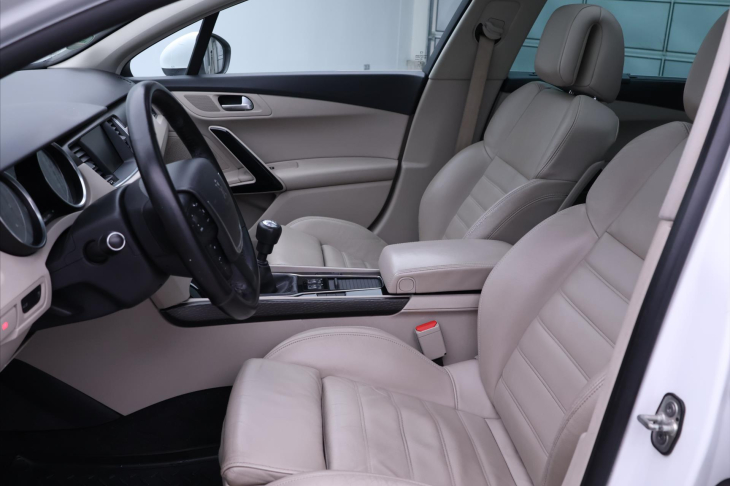 Peugeot 508 2,0 HDI 110kW CZ Allure DPH