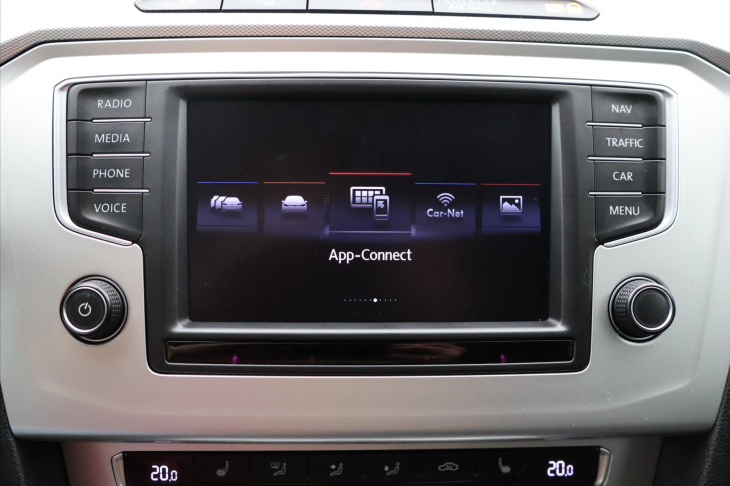 Volkswagen Passat 2.0 TDI 110kW Comfortline