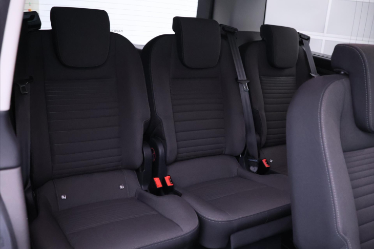 Ford Tourneo Custom 2,0 TDCi 136kW 8-Míst L2 DPH