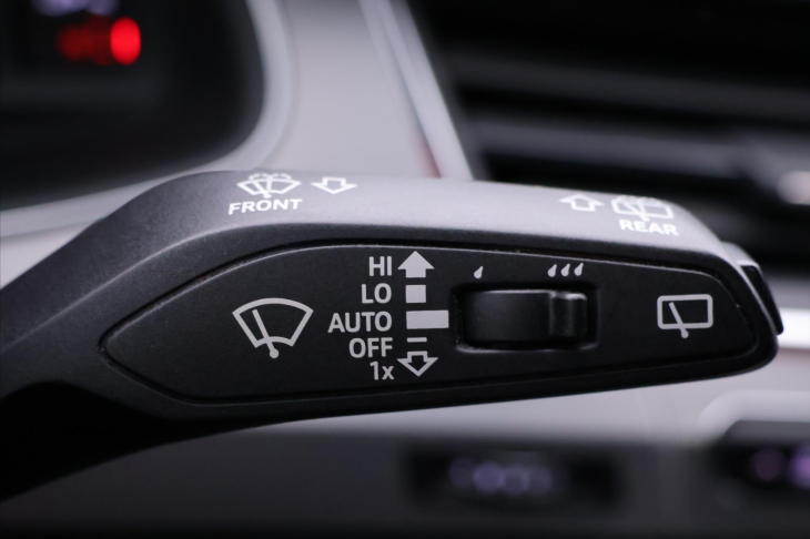 Audi Q7 3,0 TDI S-line 7-Míst CZ DPH