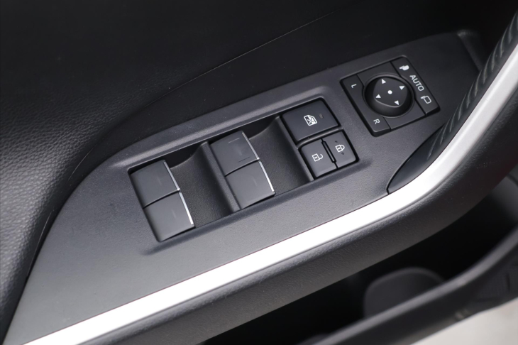 Toyota RAV4 2,5 Hybrid 131kW Adventure 4WD CZ